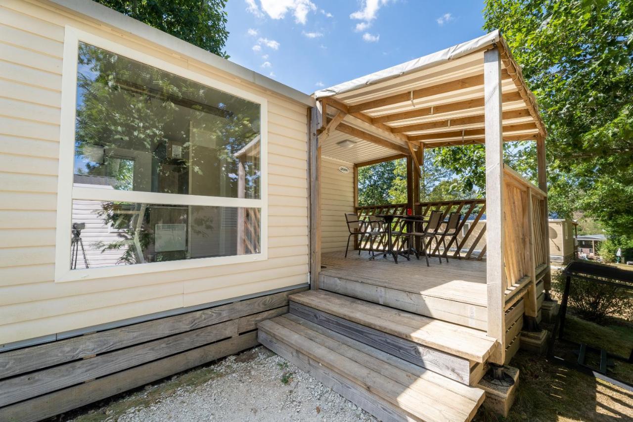 Camping Les Gorges Du Chambon Hotel Eymouthiers  Exterior photo