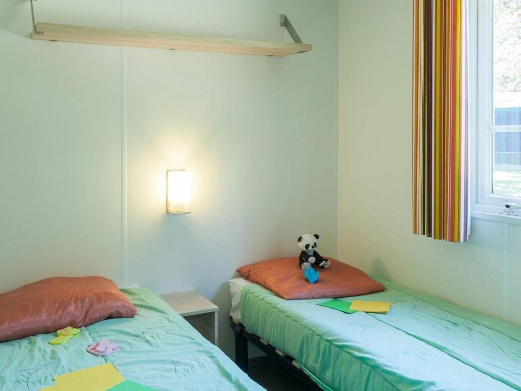 Camping Les Gorges Du Chambon Hotel Eymouthiers  Exterior photo